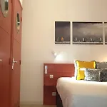 La Marine, Vieux Port ホテル 2*