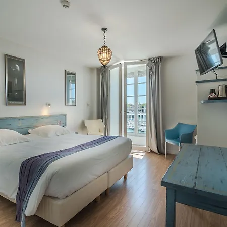 La Marine, Vieux Port