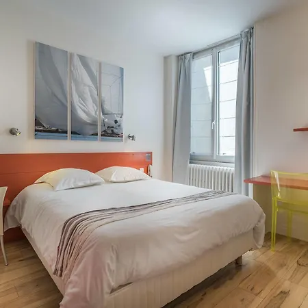 La Marine, Vieux Port 2* 拉罗歇尔