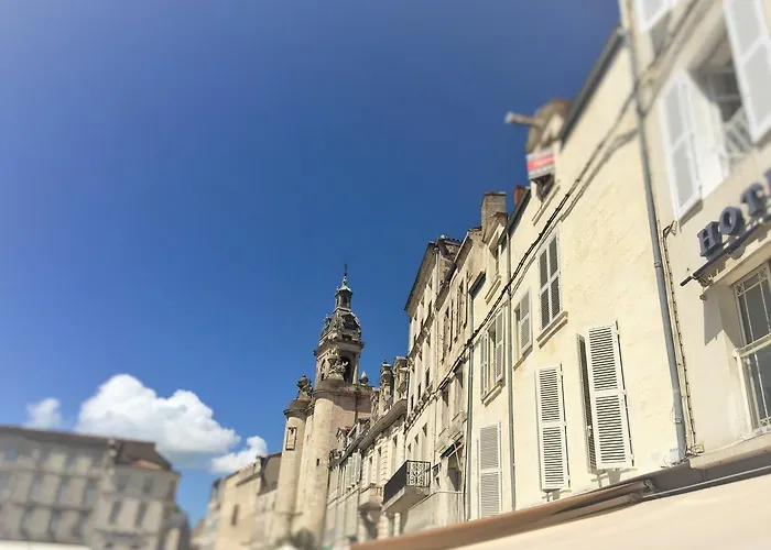 La Marine, Vieux Port