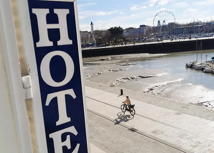 La Marine, Vieux Port