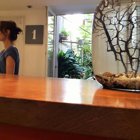 La Marine, Vieux Port Hotel