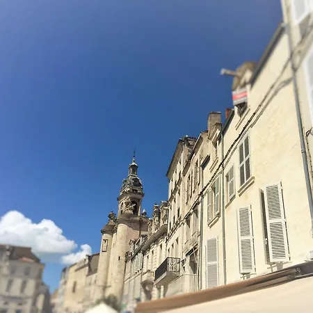 La Marine, Vieux Port