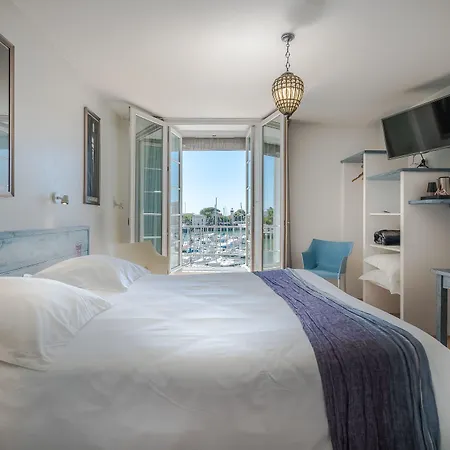 La Marine, Vieux Port ホテル 2*