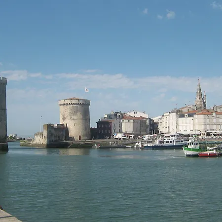 La Marine, Vieux Port ホテル 2*