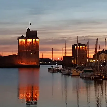 La Marine, Vieux Port 2* 拉罗歇尔