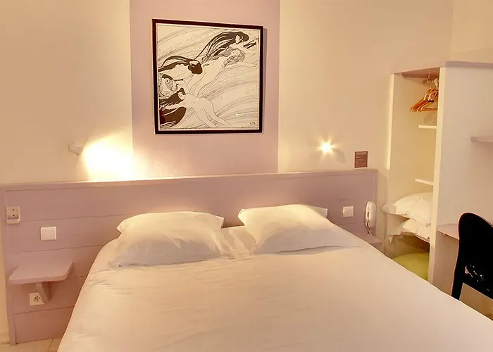 Hotel La Marine, Vieux Port La Rochelle (Charente-Maritime)