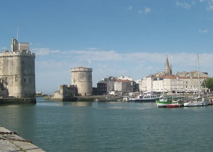 La Marine, Vieux Port Отель 2*