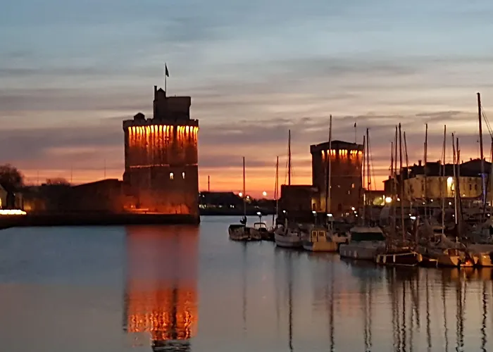 La Marine, Vieux Port 2* Ла-Рошель