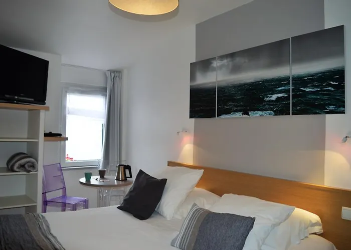 La Marine, Vieux Port 2* Ла-Рошель