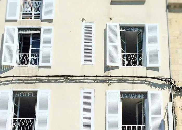 La Marine, Vieux Port Отель 2*